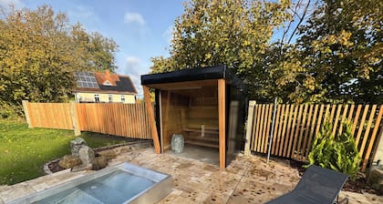 Foundation - Forest house with sauna & hot tub