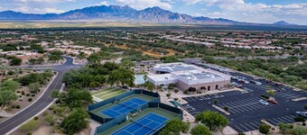 Snowbird Rental- Carport & GVR in Green Valley