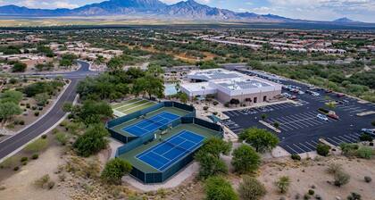 Snowbird Rental- Carport & right near GVR in Green Valley