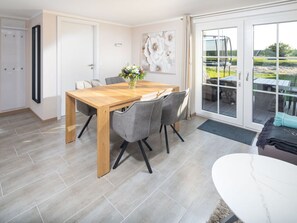 Dining - Salon Comfortable Holiday Residence (Juist)