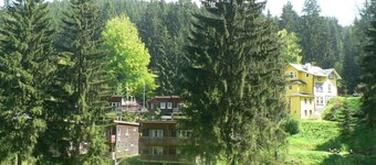 홀리데이 빌리지 바트 훈데르트푼트