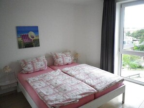 Talo | 2 makuuhuonetta, yksilöllisesti kalustettu, vuodevaatteet