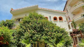 Classic-Villa, Strandblick | Terrasse/Patio