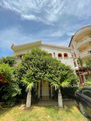 Classic Villa, Beach View | Terrace/patio - hotel plage d'or (Jijel)