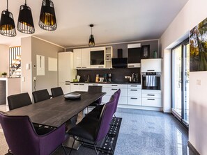 House | Private kitchen