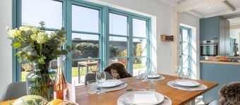 Villa Bundiswung Comfortable Holiday Residence