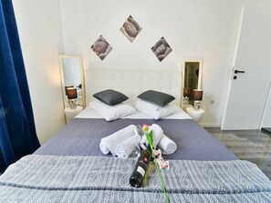Villa | 5 Schlafzimmer, individuell eingerichtet, Bügeleisen/Bügelbrett
