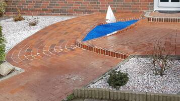 Mobile Home | Exterior detail