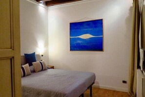 1 sovrum, strykjärn/strykbräda, wi-fi och sängkläder