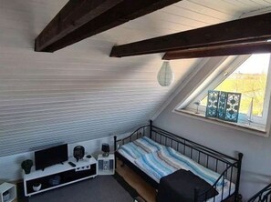 2 bedrooms, individually furnished - Deichblick Comfortable Holiday Residence (Norden)