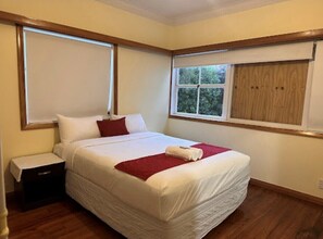 Comfort Studio | 1 bedroom, desk, soundproofing, iron/ironing board