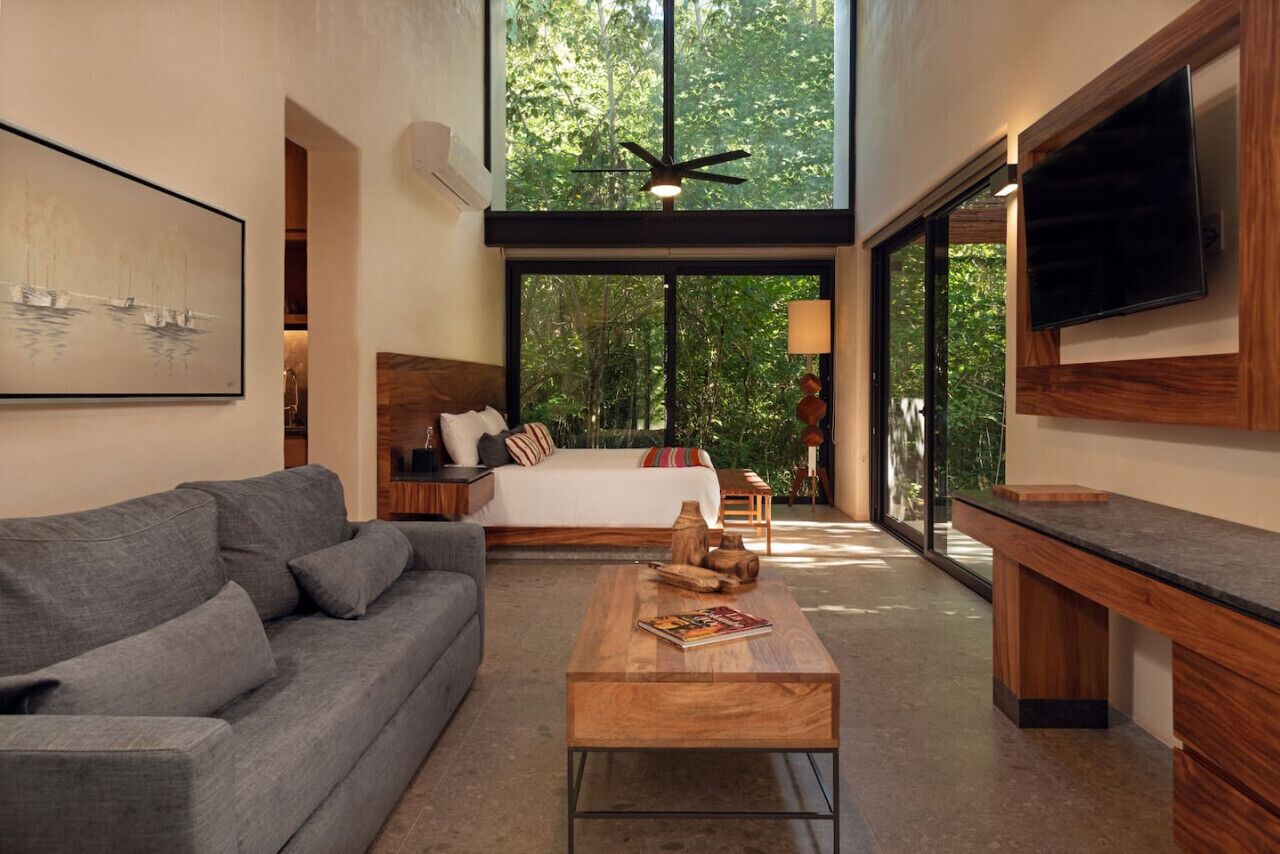 6 makuuhuonetta, työpöytä, silitysrauta/-lauta, ilmainen Wi-Fi