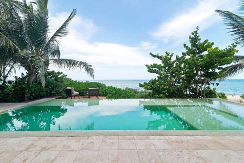 Seaside Villa - Padel & Glamping by LAHOS