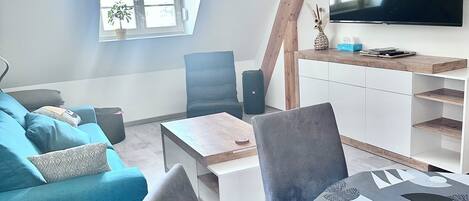 Smart-TV og stereoanlegg