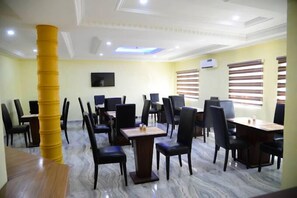 Restaurant - Kuciano Hotels LTD (Kaduna)