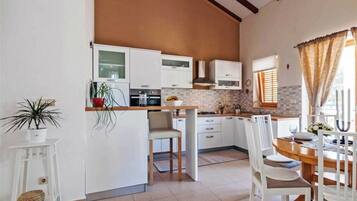 House | Private kitchen