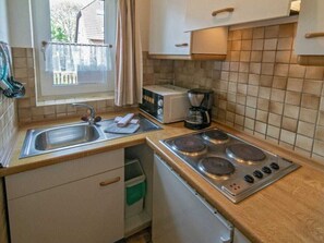 Mobile Home | Private kitchen - Fischerweg 5 Comfortable Holiday Residence (Norden)