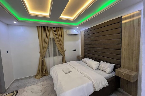 Junior Room, Balcony, City View | Desk, laptop workspace, WiFi (free)