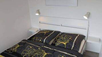 1 bedroom, individually furnished