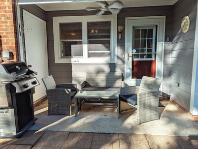 Stylish One-Level Near RDU - Cozy & Modern