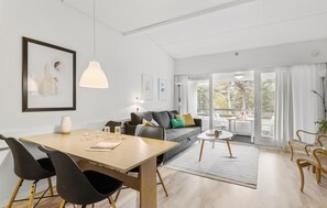 TV - 1 bedroom lovely apartment in Nexø (Nexø)