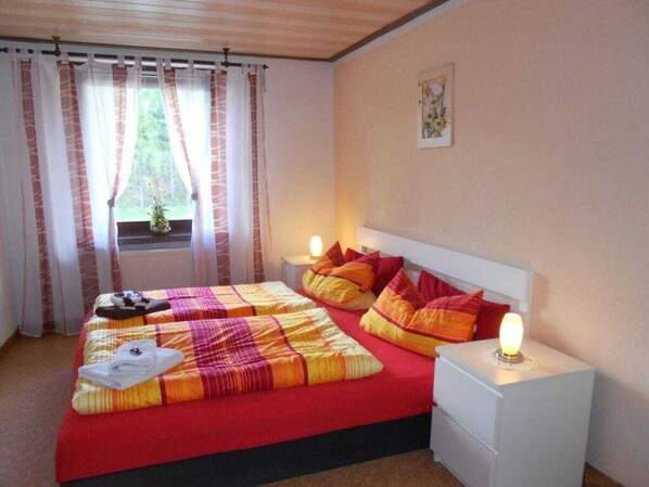 1 bedroom, individually furnished