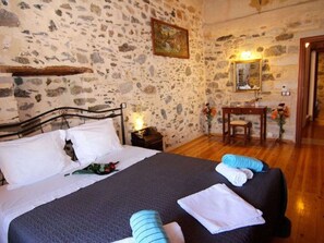 3 soverom, individuelt innredet og strykejern/-brett