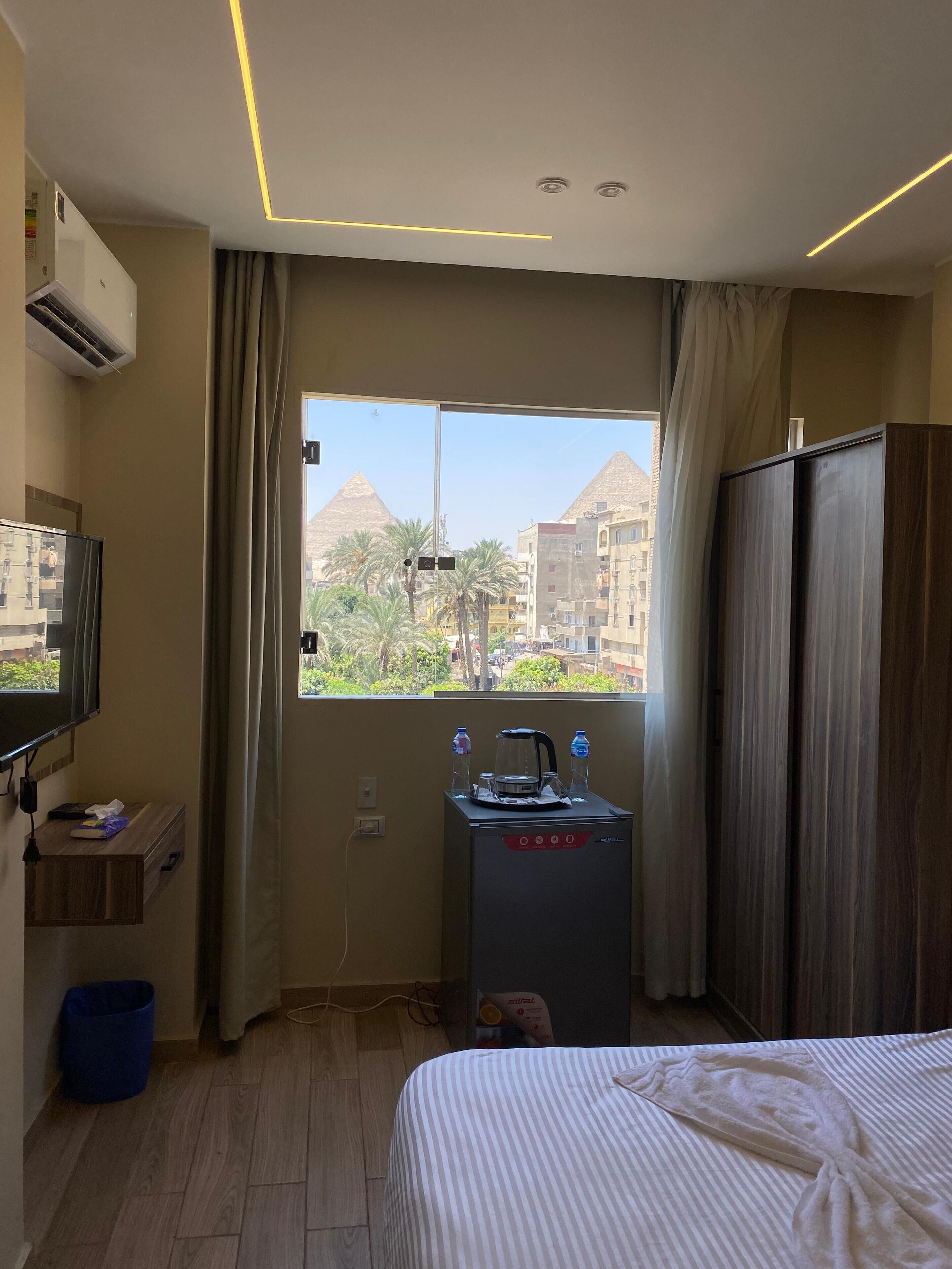 Foto - Night Pyramids Inn Hotel