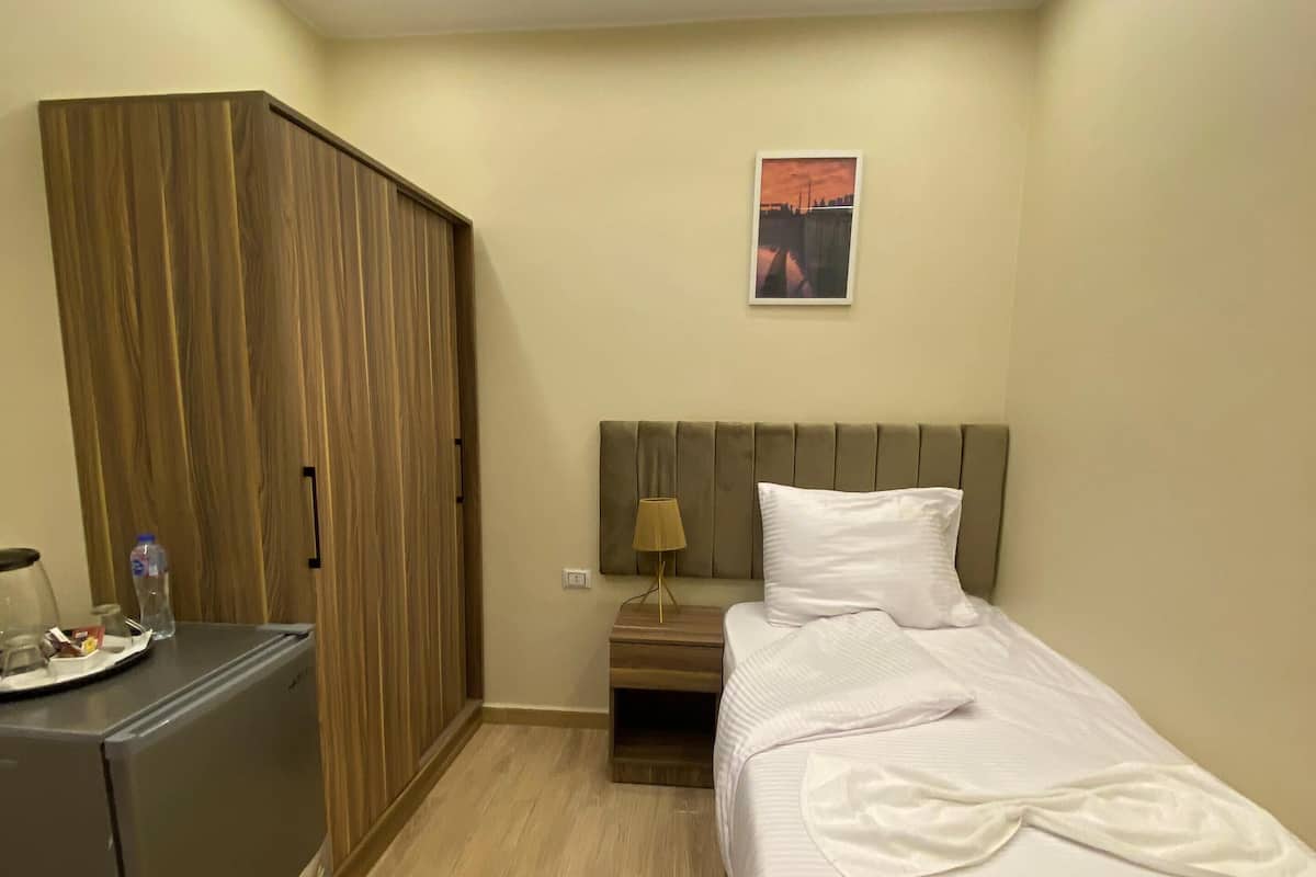 Comfort Single Room