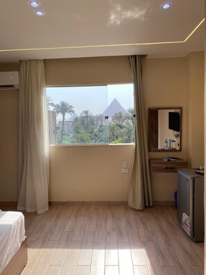 Sengetøy i egyptisk bomull, sengetøy av topp kvalitet og minibar