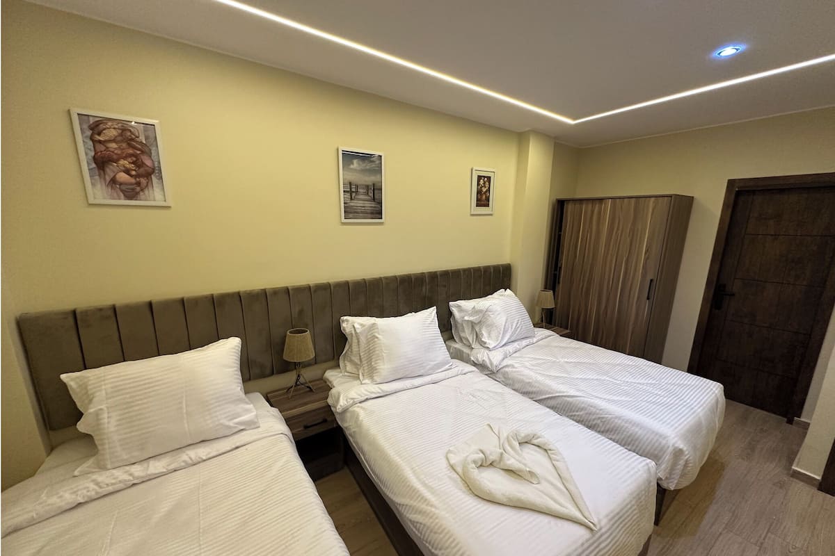 Luxury Triple Room | Egyptian cotton sheets, premium bedding, minibar, individually decorated
