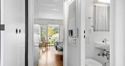 Appartement confortable Ă NexĂž avec.