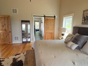 5 Schlafzimmer, Bügeleisen/Bügelbrett, kostenloses WLAN, Bettwäsche