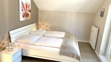 1 bedroom, individually furnished