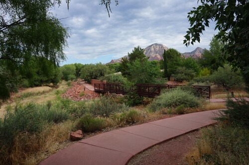 Serene Sedona Retreat / Hiking / Biking & Red Rock Fun / Wineries