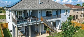 Dirty South Bayou Bed & Breakfast - Only 25 min from downtown NOLA