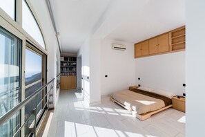 2 soverom, strykejern/-brett, wi-fi og sengetøy