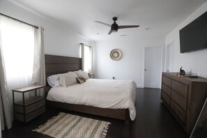 3 soverom, strykejern/-brett, wi-fi (inkludert) og sengetøy