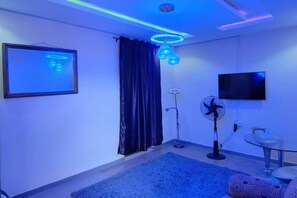 Interior - Fairways Apartments: Delightful 1 bed apartment 10 mins from Winners Chapel Ota (Ota)