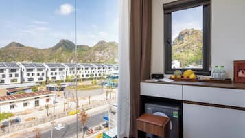 Executive-Studio, Bergblick | Wohnbereich | Smart-TV