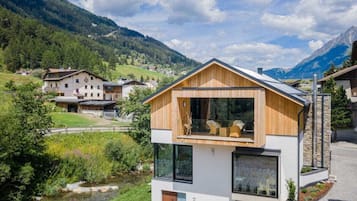 Mobile Home | Exterior