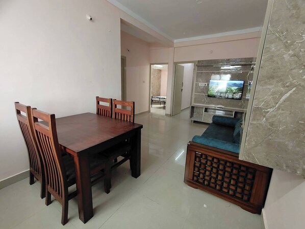 Apartment | Interior - Ramamurthy/sleeps6/2bedroom/tv/wifi (Bengaluru)
