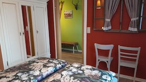 House | 1 bedroom, individually furnished, bed sheets - Zugspitz Comfortable Holiday Residence (Olbersdorf)
