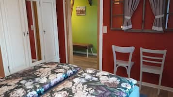 1 bedroom, individually furnished, bed sheets