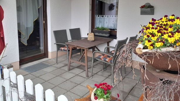 House | Dining - Zugspitz Comfortable Holiday Residence (Olbersdorf)