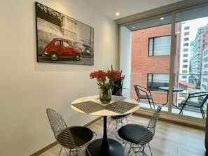Dining - Cozy 1-bedroom condo in Quito with WiFi, Balcony, Parking Space (Quito)