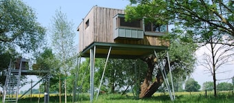 Baumhaus Lotti Comfortable Holiday Residence