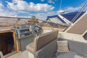 Property grounds - Boat 'Port De Saint-Raphaël' with Sea View and Private Terrace (Saint-Raphaël)