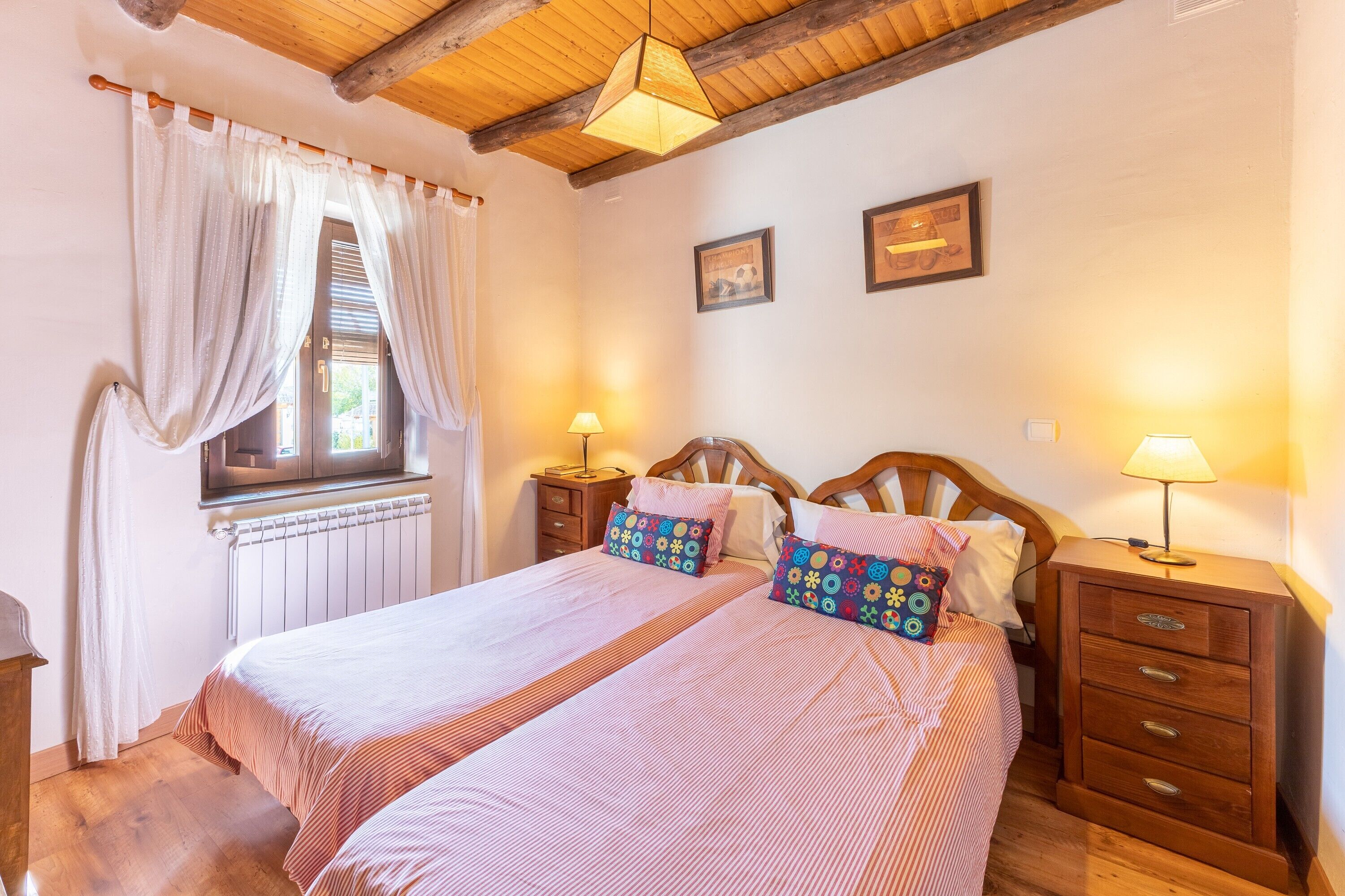 5 soveværelser, gratis Wi-Fi, sengetøj