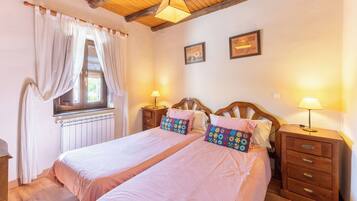 5 camere, Wi-Fi gratuito, lenzuola